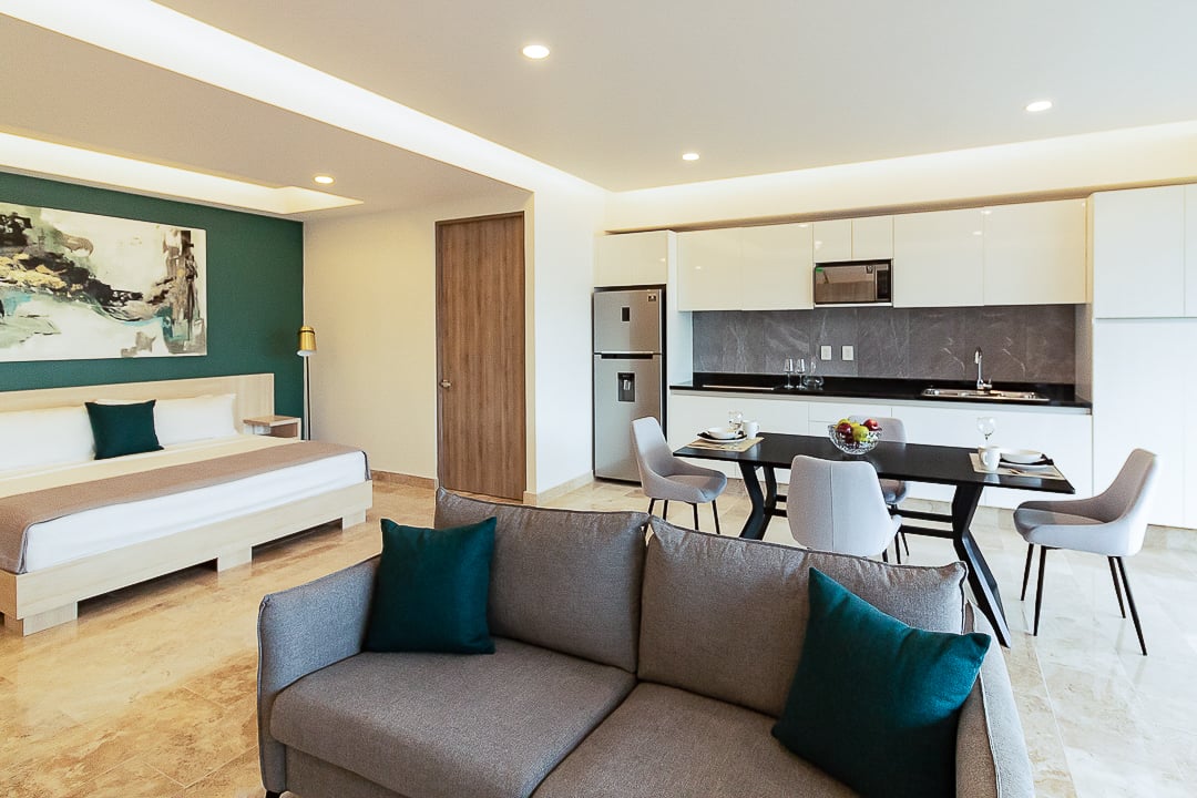 Torre-Diez-Playa-del-Carmen-11